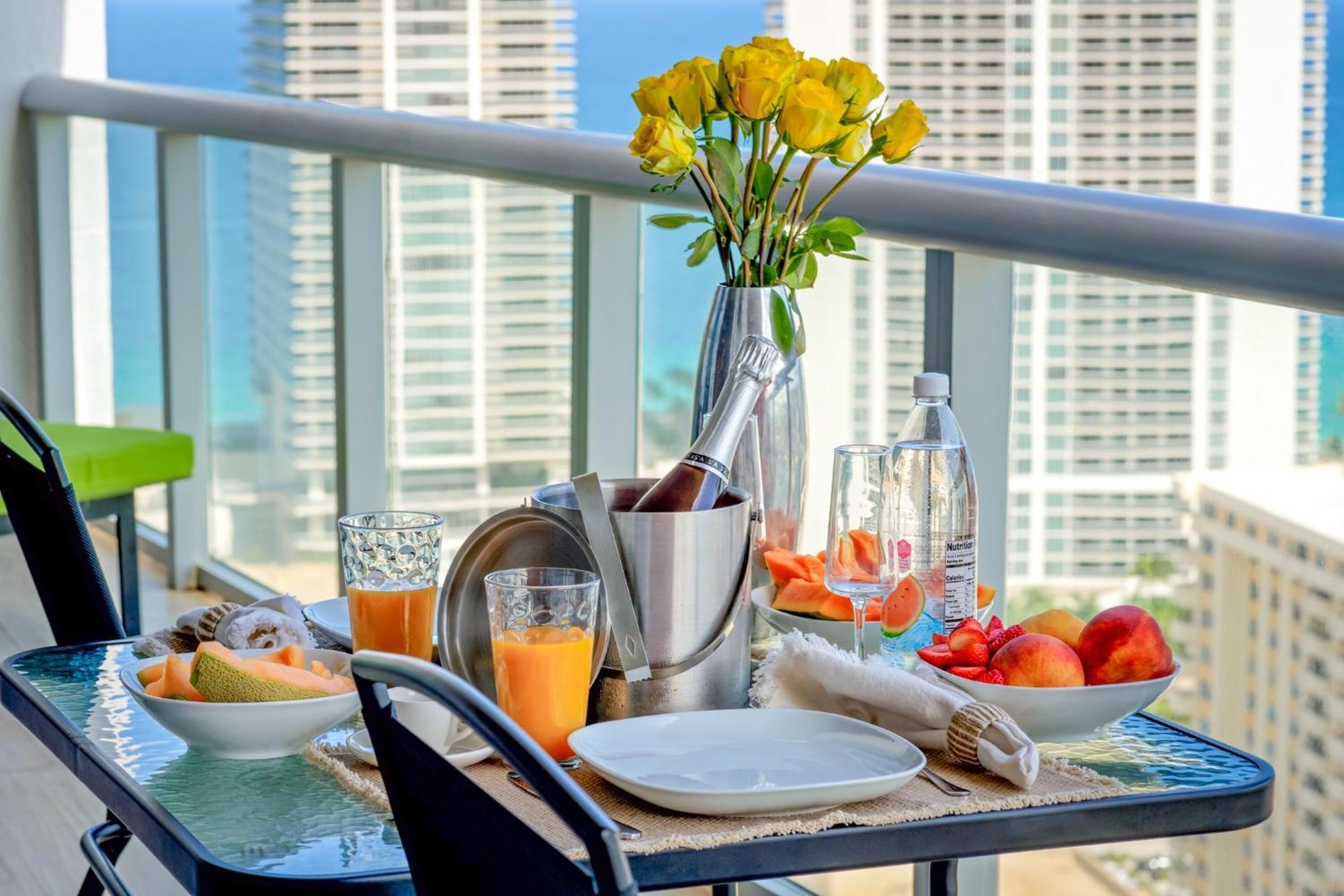 Ocean Views - Pool & Gym - Pet Friendly - Close To Beach Hallandale Beach Eksteriør bilde