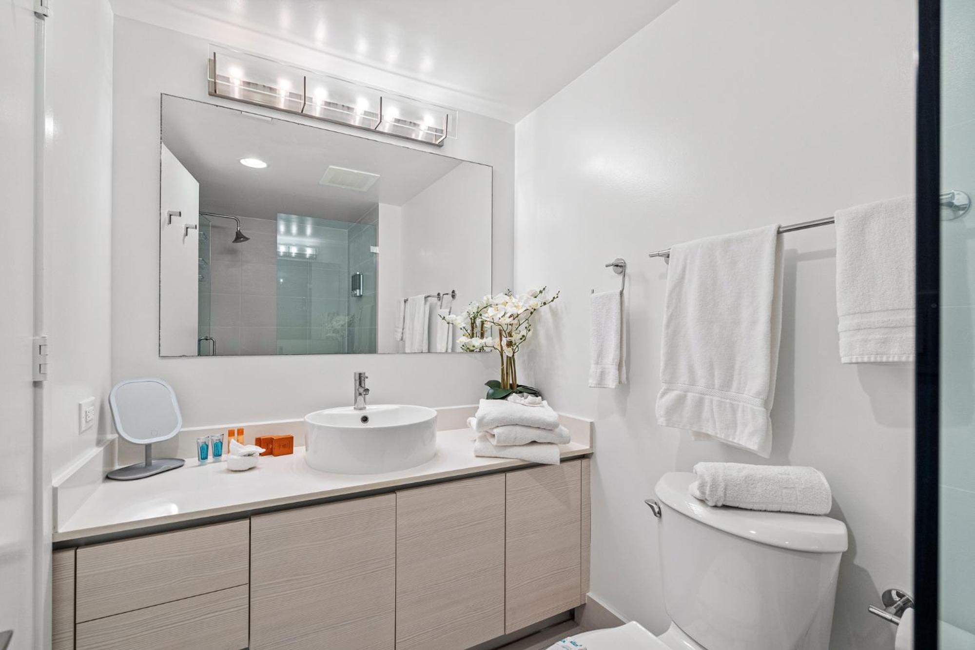 Ocean Views - Pool & Gym - Pet Friendly - Close To Beach Hallandale Beach Eksteriør bilde