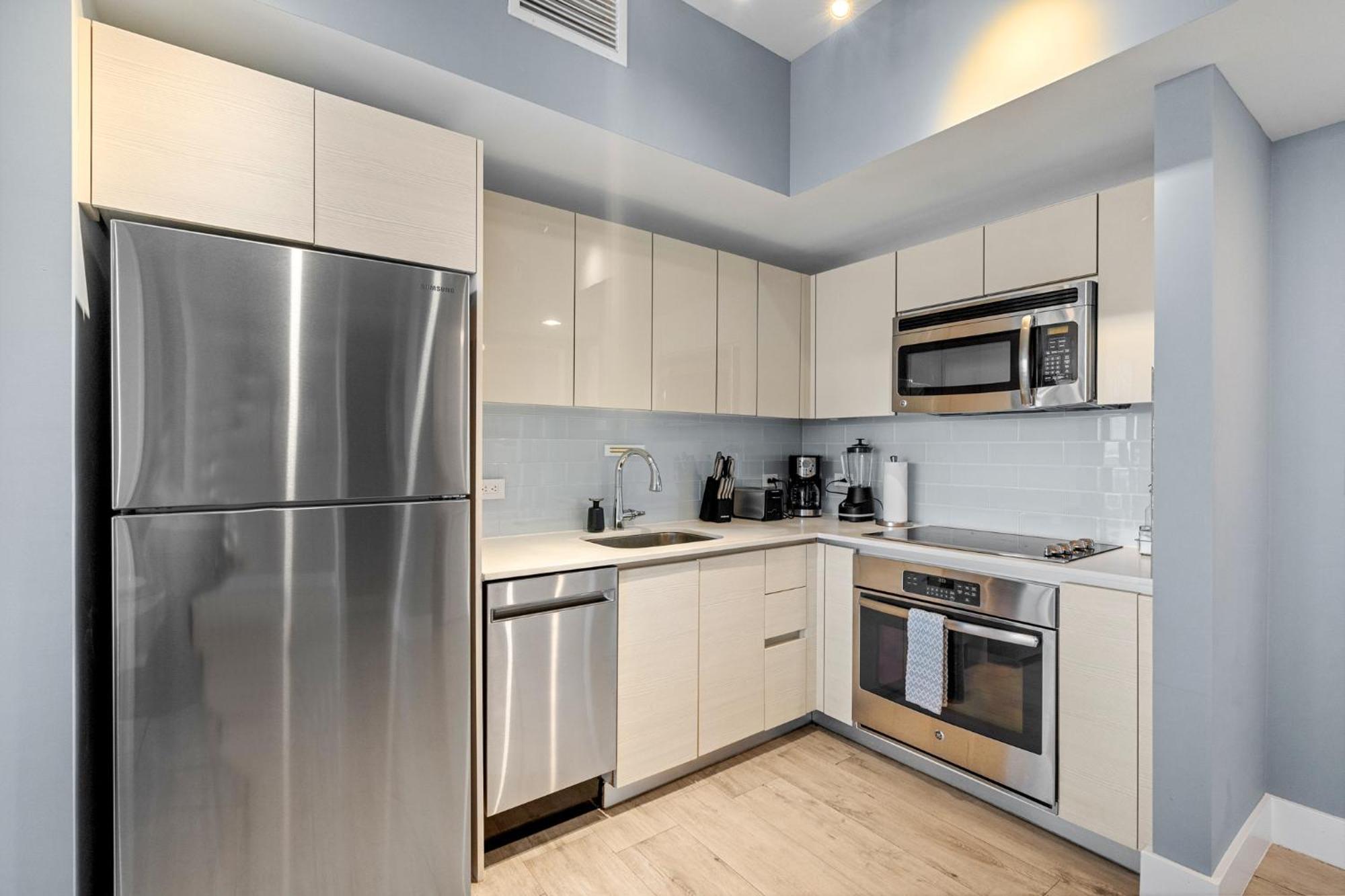 Ocean Views - Pool & Gym - Pet Friendly - Close To Beach Hallandale Beach Eksteriør bilde